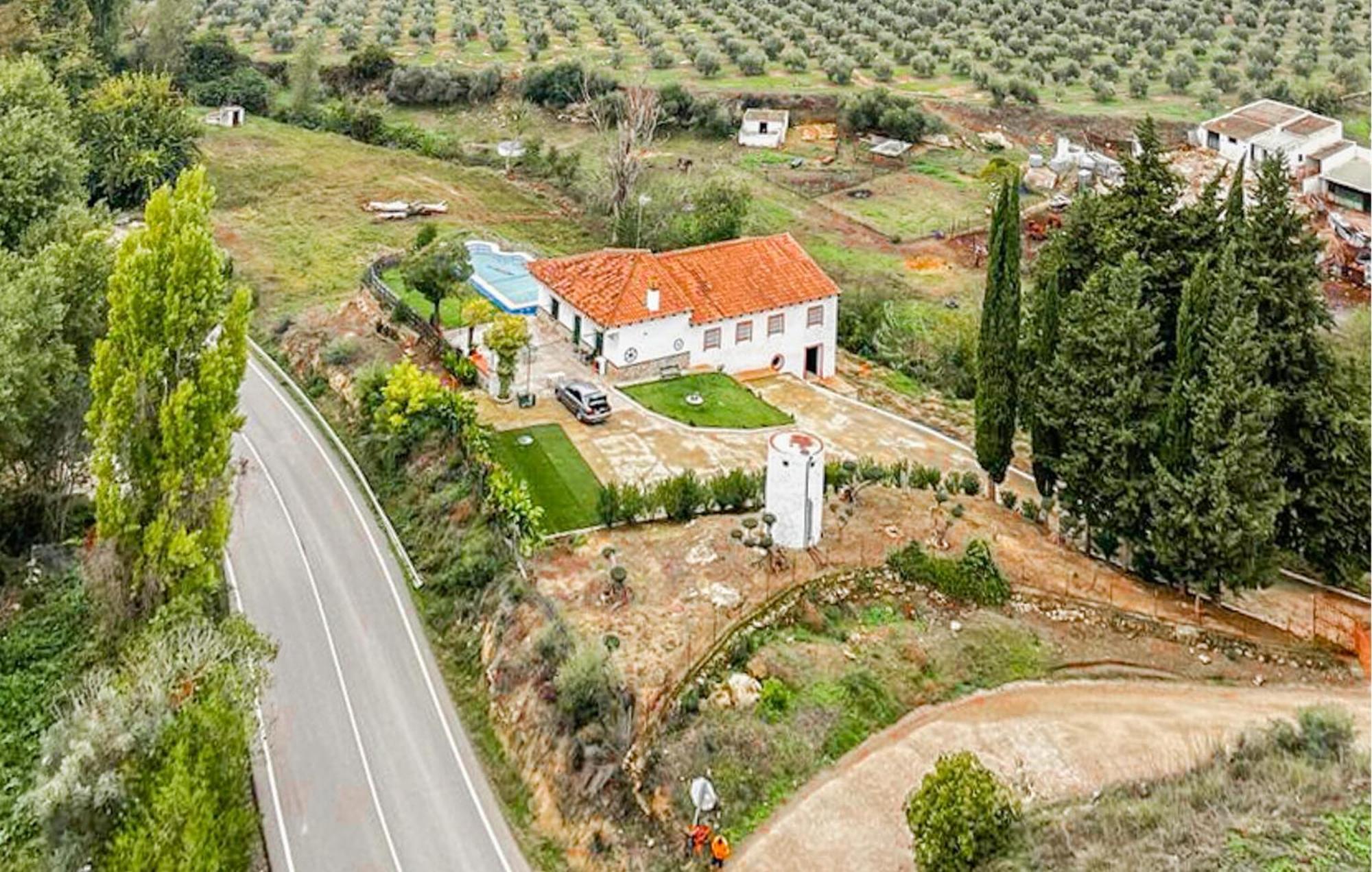 6 Bedroom Amazing Home In La Puebla De Los Infan La Puebla de los Infantes Eksteriør billede