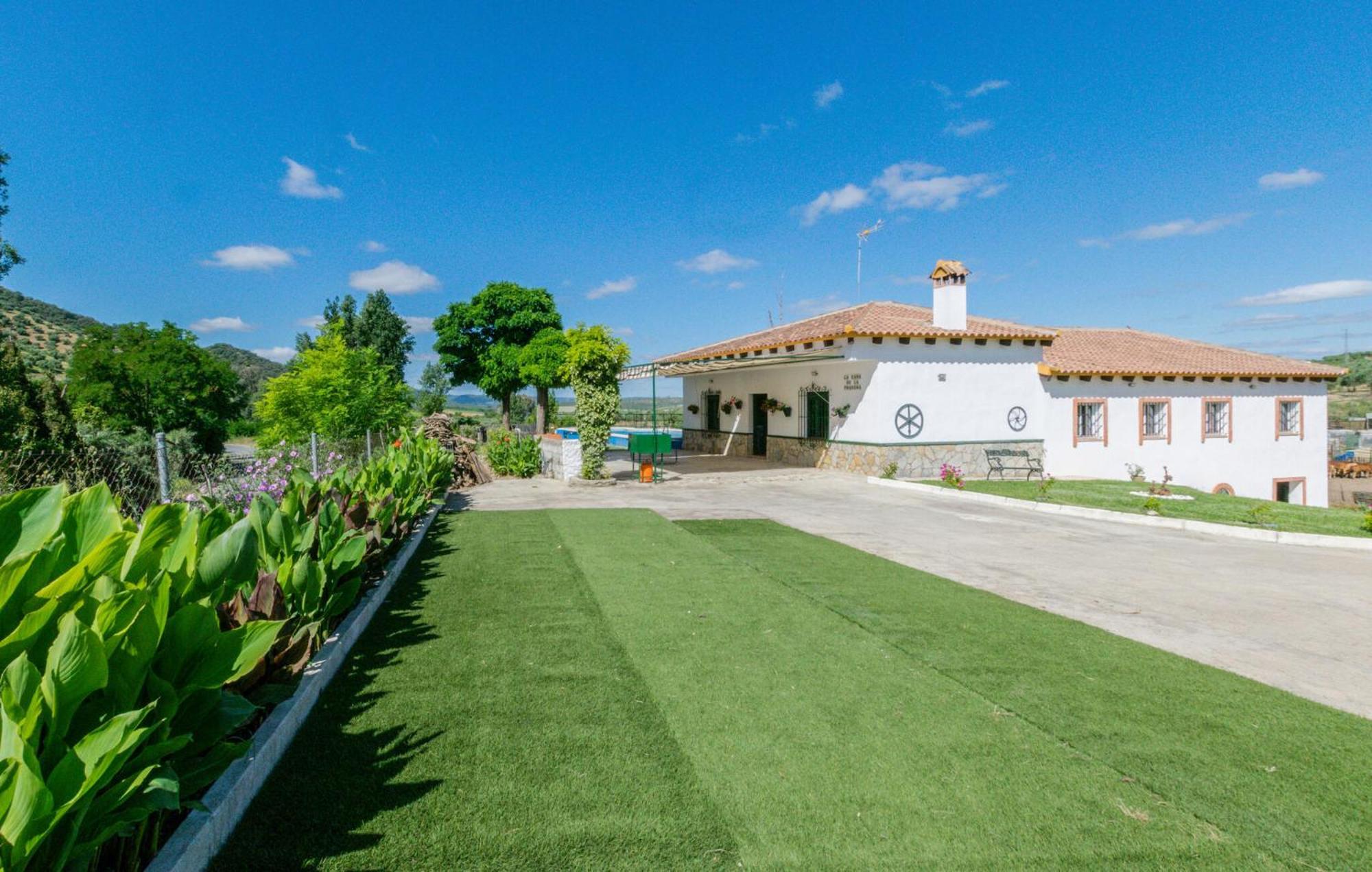 6 Bedroom Amazing Home In La Puebla De Los Infan La Puebla de los Infantes Eksteriør billede