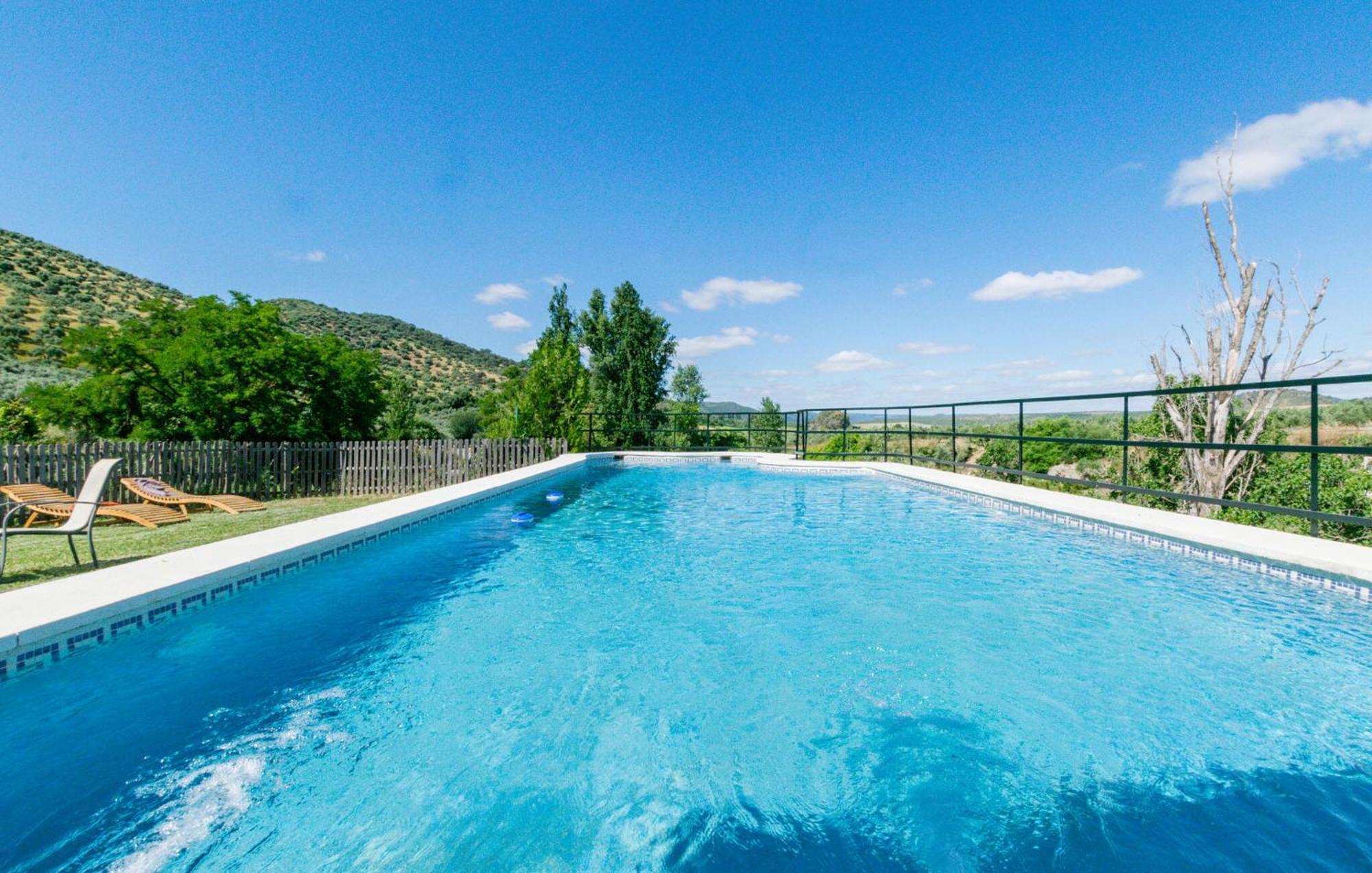 6 Bedroom Amazing Home In La Puebla De Los Infan La Puebla de los Infantes Eksteriør billede
